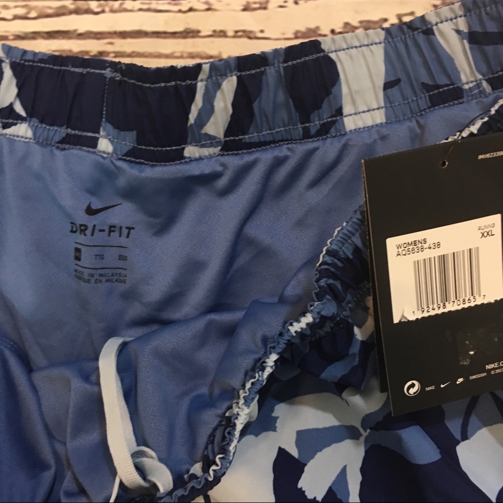 Nike tempo floral camo running shorts NWT. - Picture 6 of 7